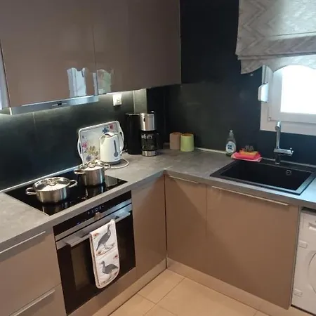 Kalamaria Brand New 1 Bedroom