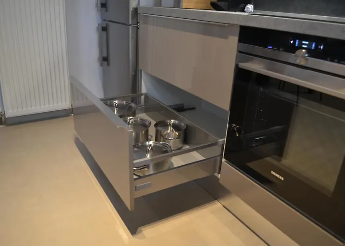 Kalamaria Brand New 1 Bedroom *