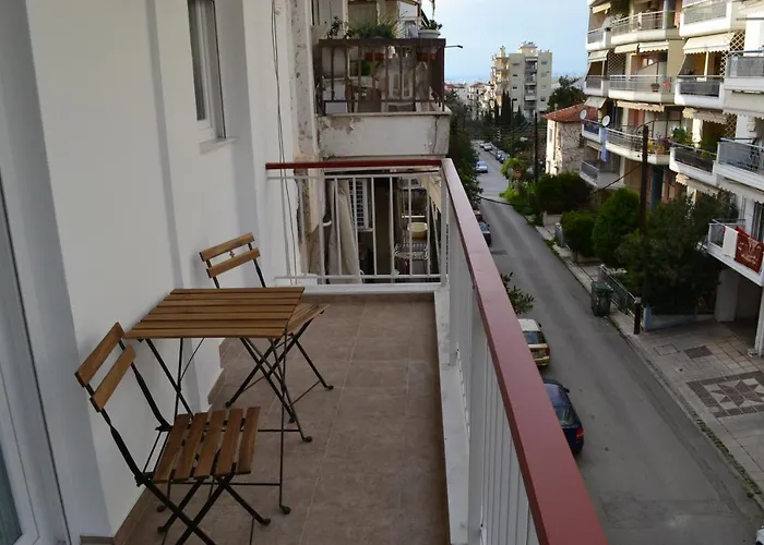 Kalamaria Brand New 1 Bedroom * סלוניקי