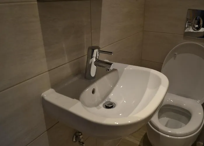 דירה Kalamaria Brand New 1 Bedroom סלוניקי