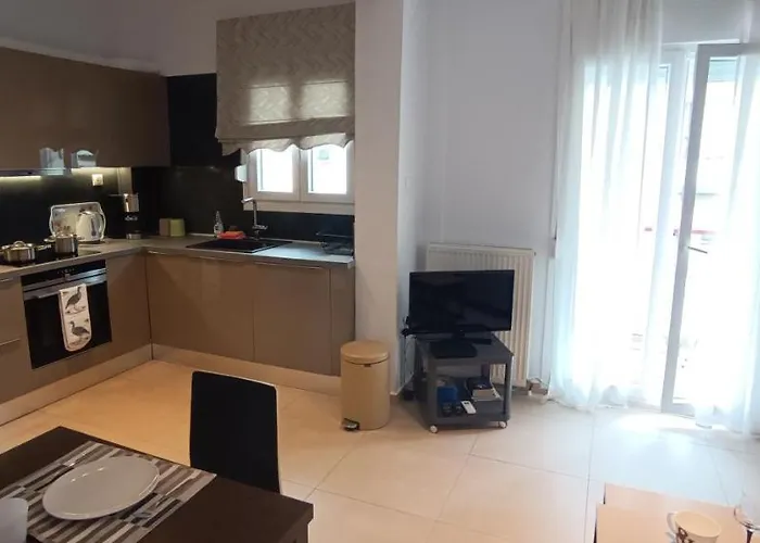 Kalamaria Brand New 1 Bedroom *